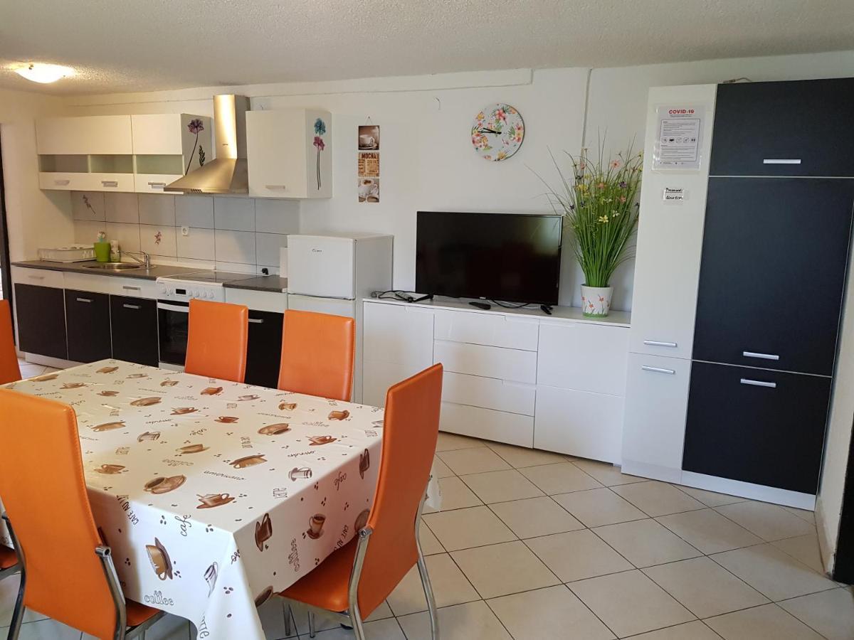 Apartment Deni Skrbcici Экстерьер фото