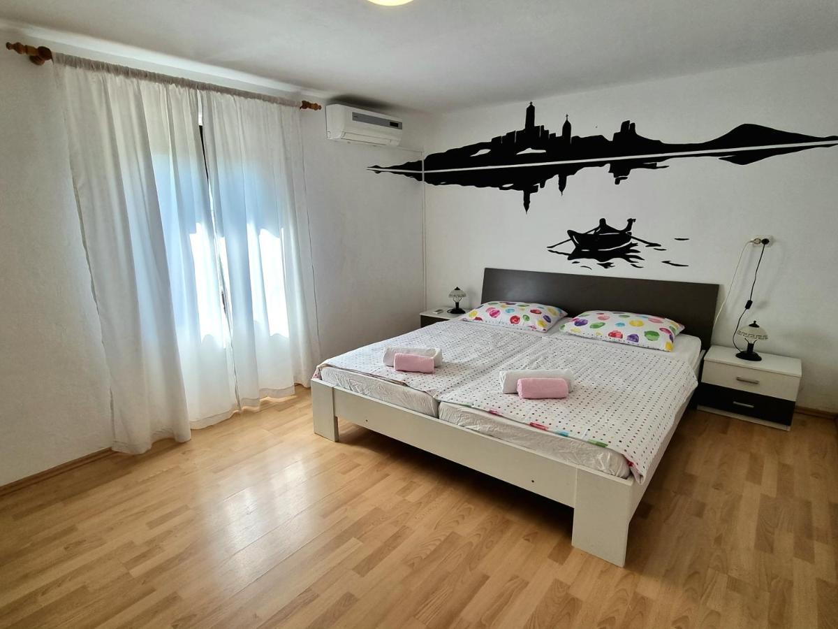 Apartment Deni Skrbcici Экстерьер фото